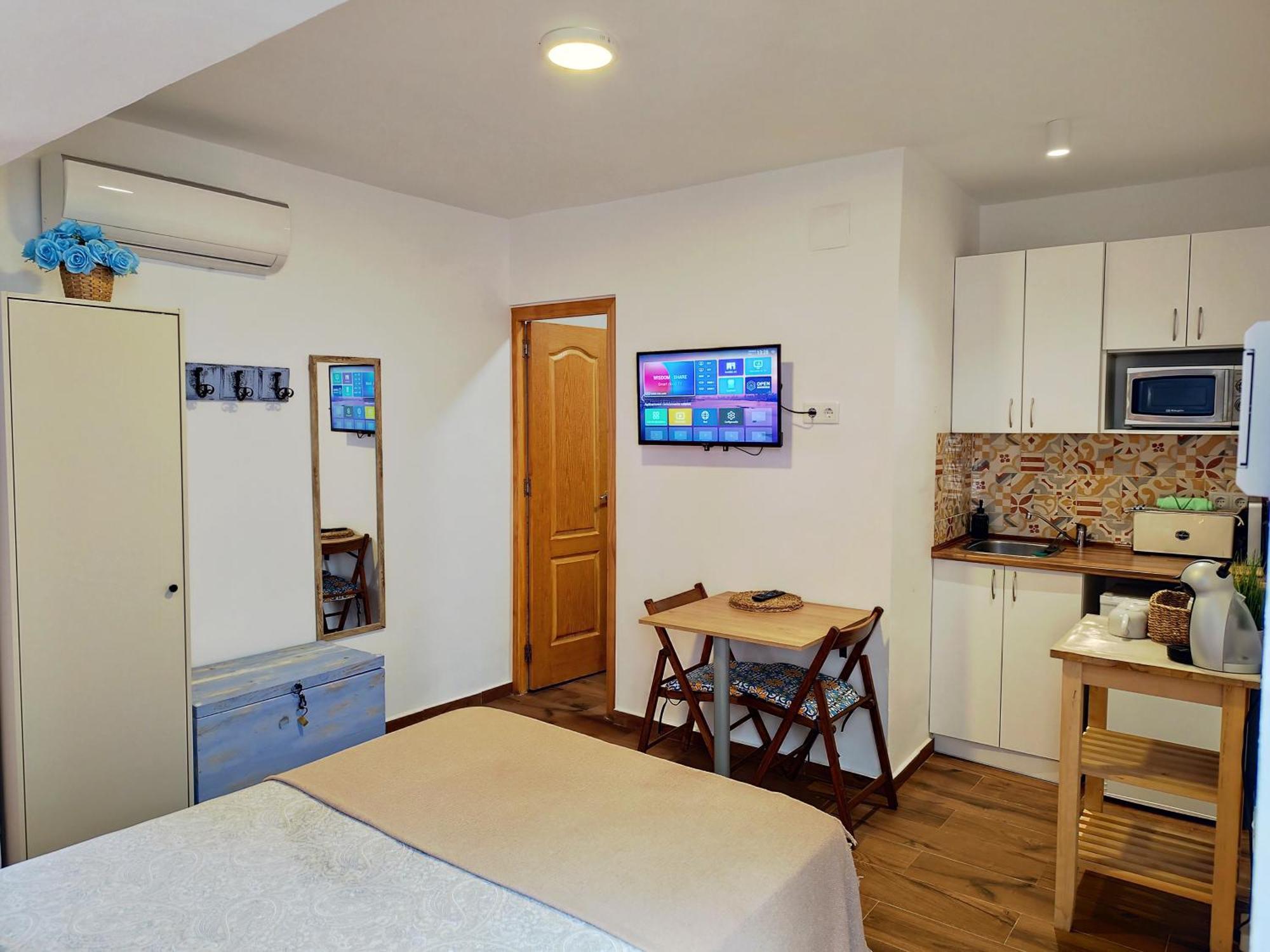 Apartamento Estudio Azul Альмуньєкар Екстер'єр фото